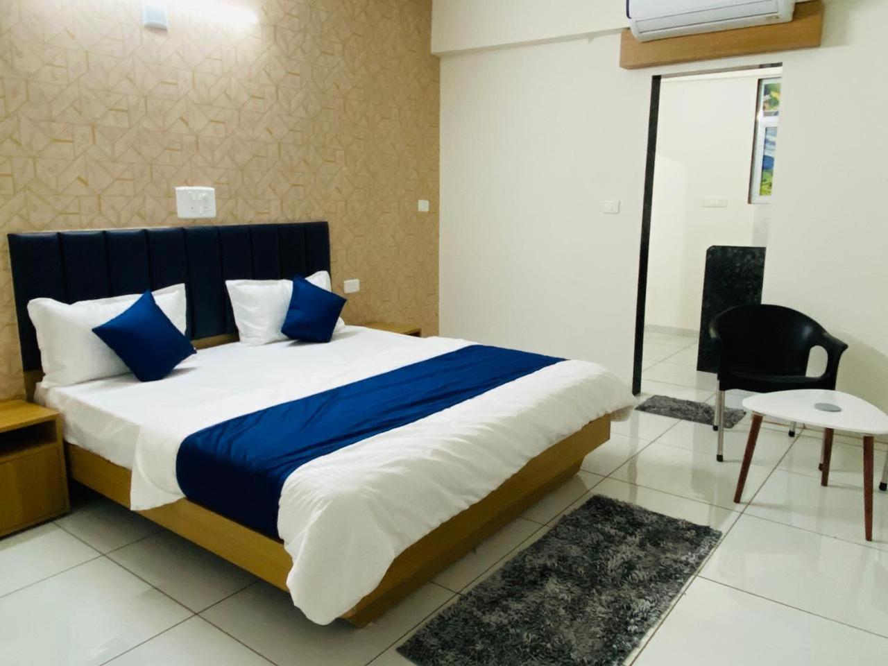 Hotel Balaji Villa Vadodara Exterior photo